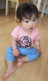 西ノ入柚羽ちゃん
横須賀市
2018.2.14生 女の子
ようやくあんよが出来るようになりました。「くっく履いてお散歩いく？」「えっ！！行く～」のお顔かな？(笑)